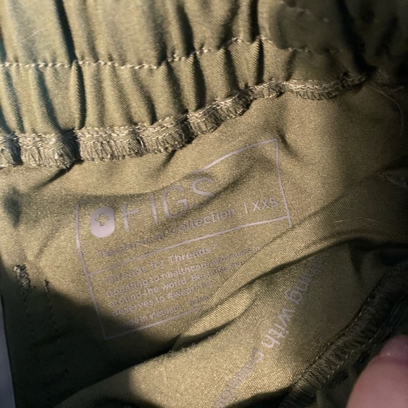 3 pair bundle Figs Scrub Pants XXS - Picture 7 of 11